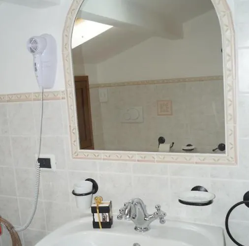 La Casa Rosa Bed & Breakfast