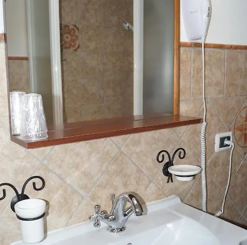 Bed & Breakfast La Casa Rosa 3*